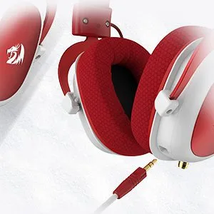 Redragon Zeus 2 Xmas — The Xmas edition uses cloth-covered ear cushions.