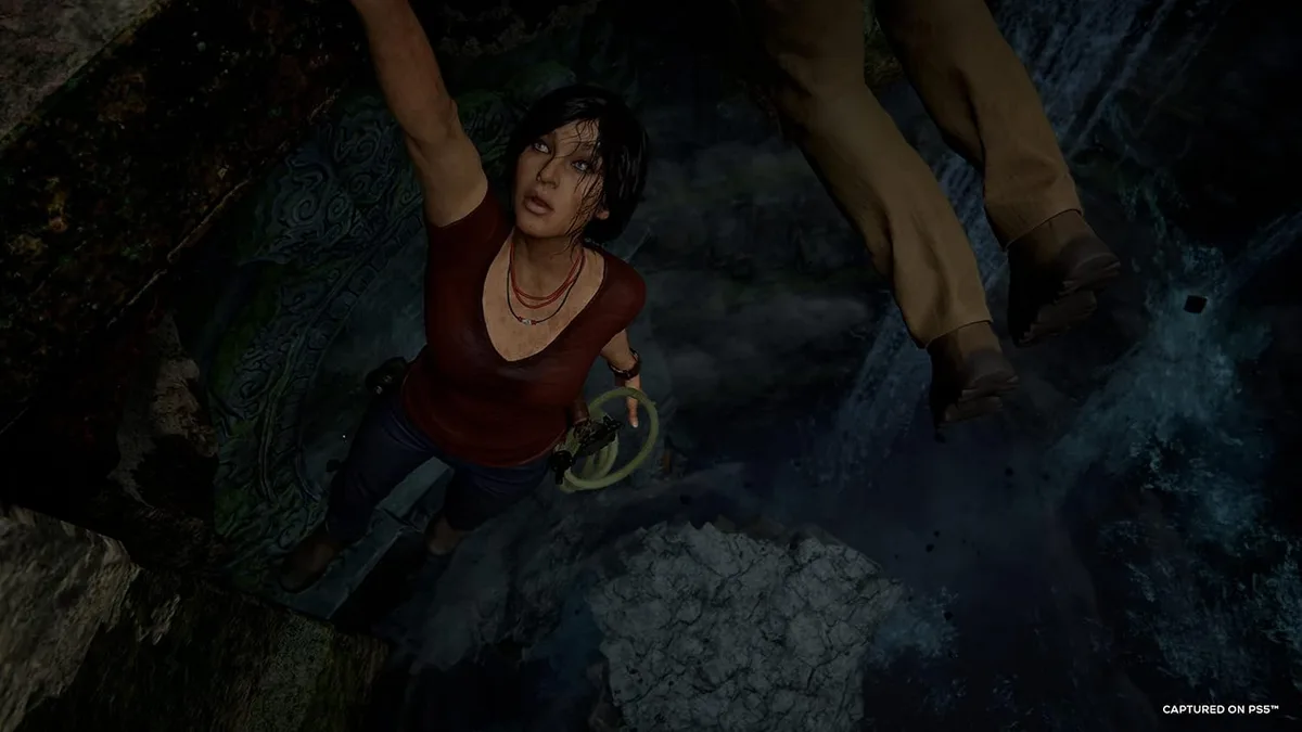 Ngjitja lidh aksionin me mjediset përreth. Uncharted: Legacy of Thieves Collection — Ngjitja lidh aksionin me mjediset përreth.